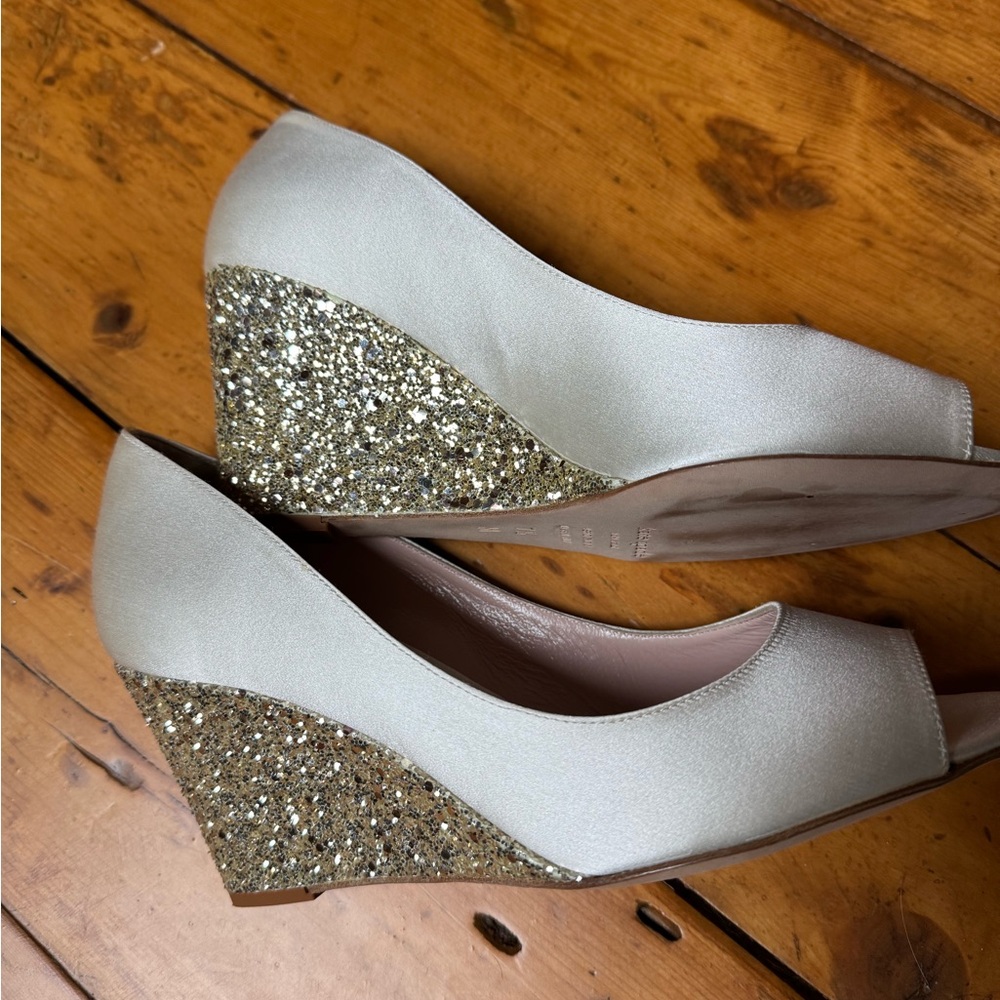 Kate Spade Vero Cuoio size 7 1/2 wedge